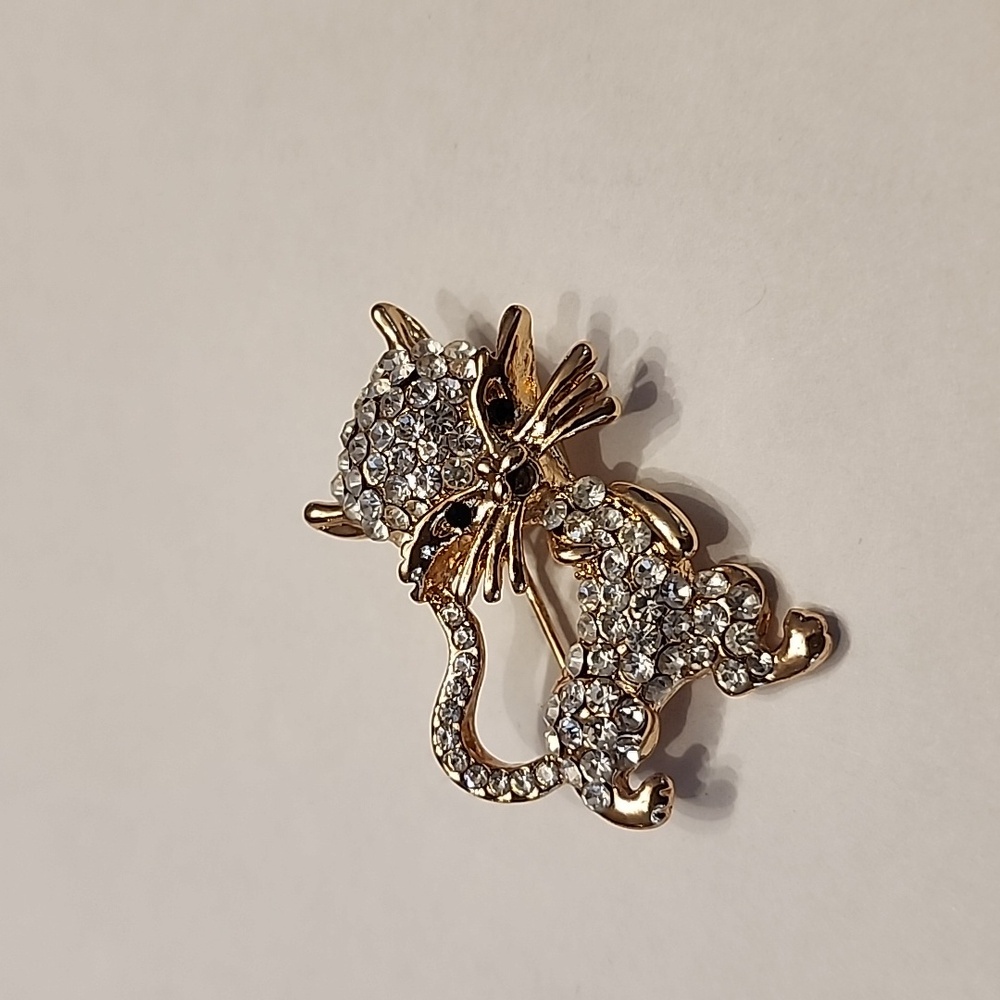 Brooch - Picture 3 of 3